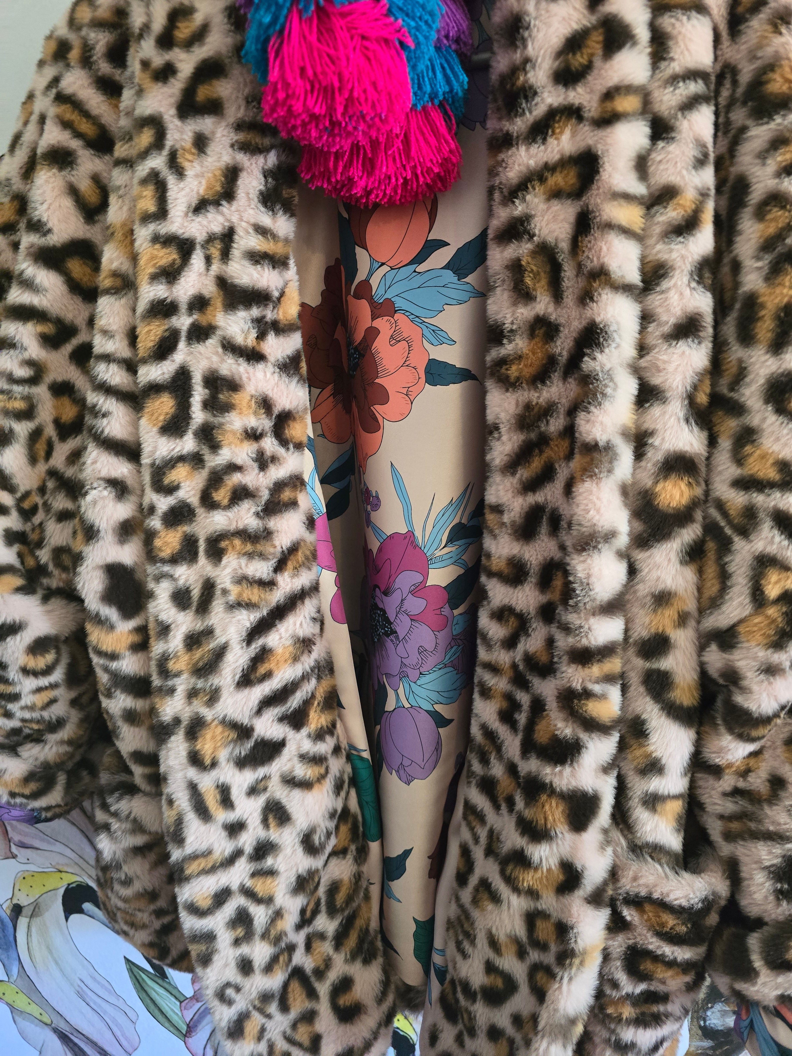 Faux fur soft pink leopard 🐆 reversible bomber jacket